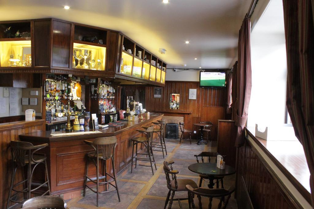 The Black Bull Inn Инверури Экстерьер фото